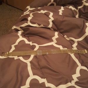 Belt looking silver mesh choker necklace